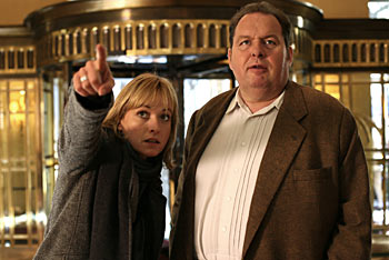 Katharina Abt und Ottfried Fischer in "Der Bulle von T�lz: Wiener Brut" - Regie Wolfgang F. Henschel